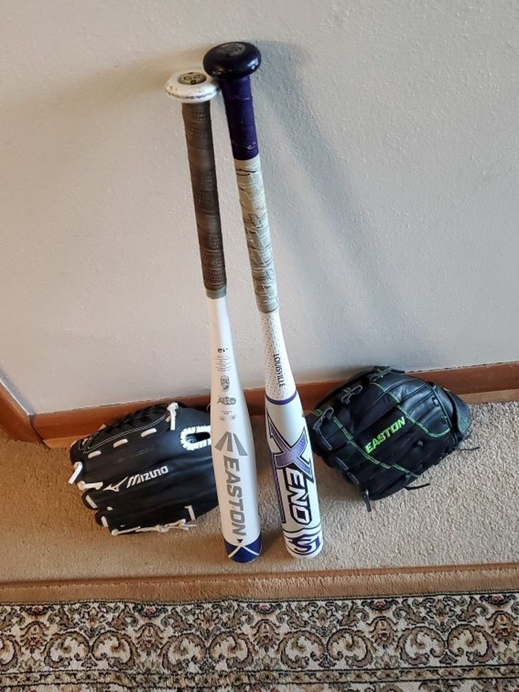 SOFTBALL FASTPITCH BATS AND GLOVES