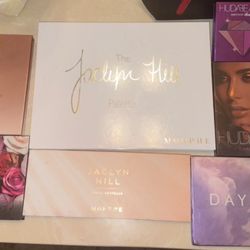 Make Up Pallets And New Brush Set 