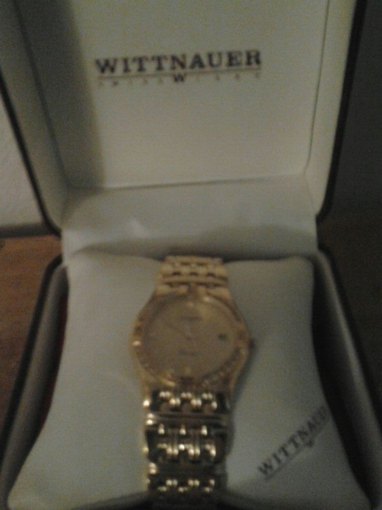 Reloj Wittnauer diamantes chapa de oro for Sale in Santa Ana CA