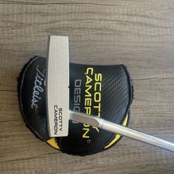 Scotty Cameron Phantom 5.5 Putter Or BEST OFFER