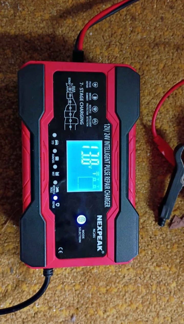 Nextpeak 7 Stage Battery Charger 