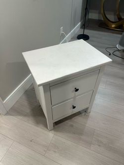 IKEA HEMNES 2-drawer chest, white stain, 21 1/4x26 "