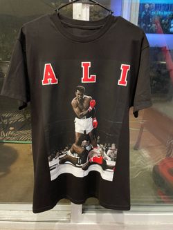 Muhammad Ali shirt adult men’s size Large Pre owned