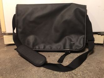 Nike Shoulder Laptop Bag
