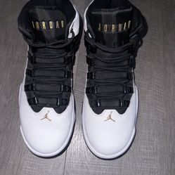 Jordan Max Aura “White Black Gold”