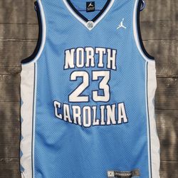 JORDAN NORTH CAROLINA #23 JORDAN JERSEY MENS SIZE L
