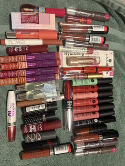Lip Gloss & Sticks