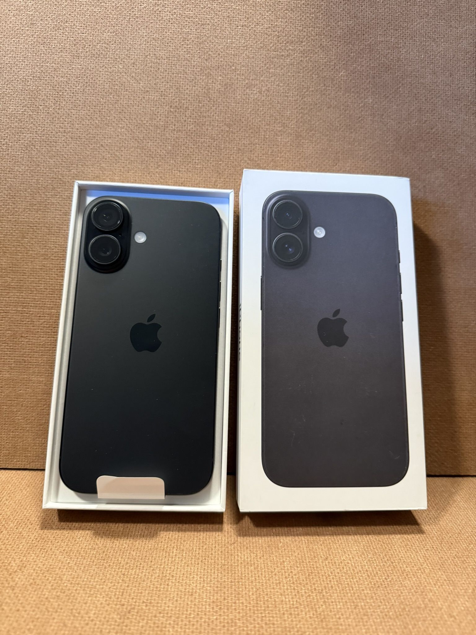 iPhone 16 128gb black 5g Unlocked 