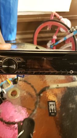 Pioneer radio