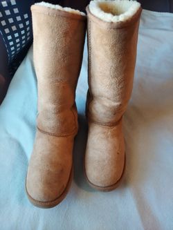 Ugg Boots Women Size 6