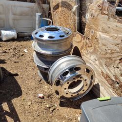 Wheels For Sale 22.5 Metrics