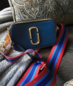 MARC JACOBS cross body