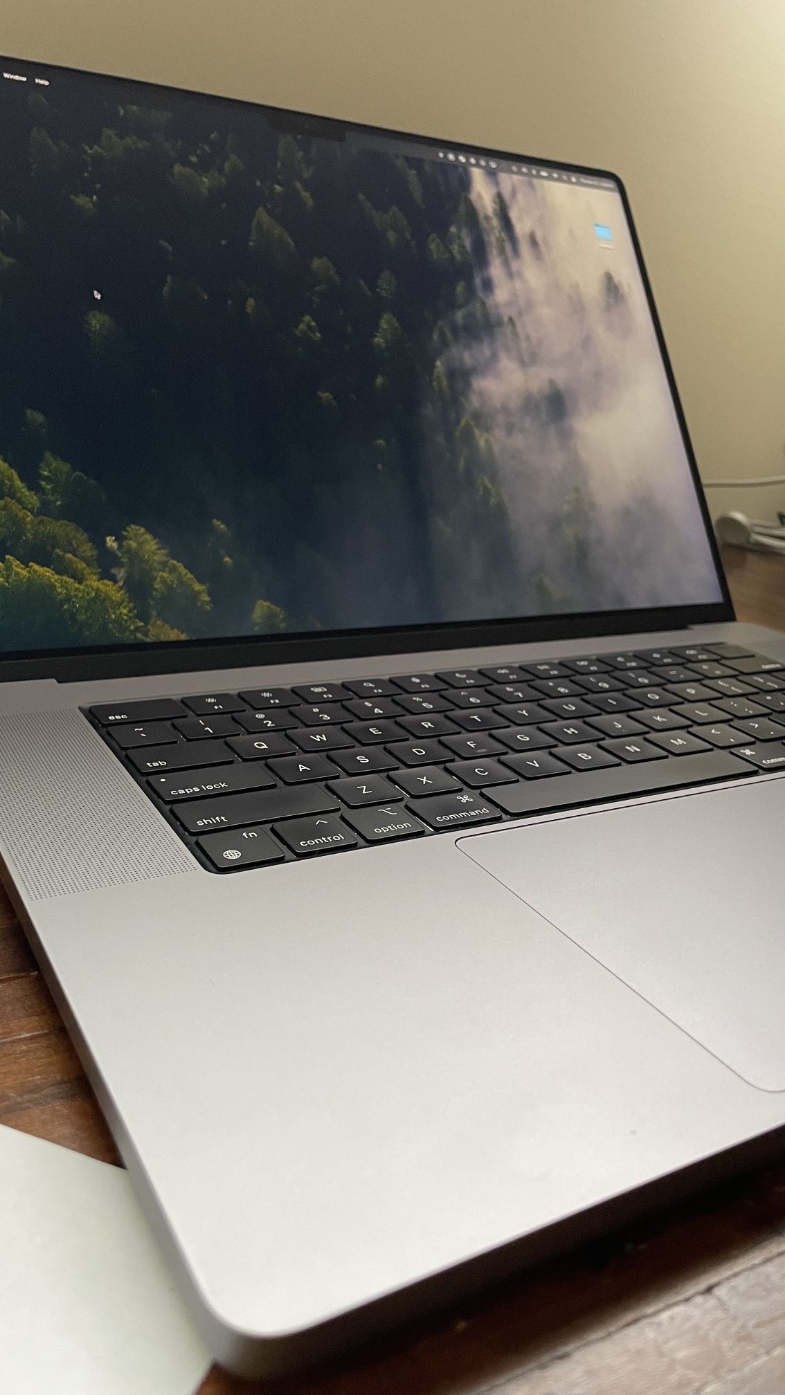 2021/2022. 16” 32 GB Unified M1 Pro MacBook Pro - Only 44 Cycles