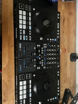 RANE FOUR DJ CONTROLLER