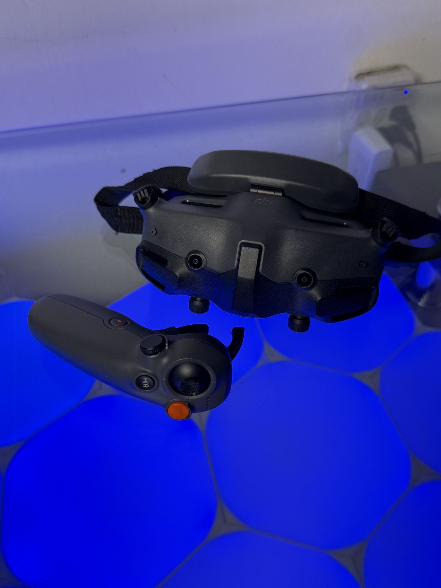 DJI Goggles 3 FPV + Motion Controller for DJI Avata – Excellent Condition