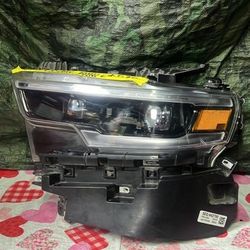 2019-21 Dodge Ram Left Headlight W/Computer 