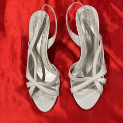 Naturalizar Shoes Sandals 9w White Excelente Condition