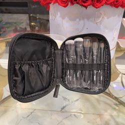 MARIO'S ESSENTIAL BRUSH KIT FIRM PRICE 🖤