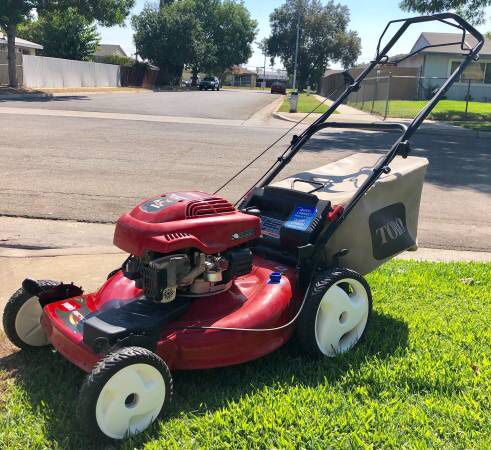 Toro lawn mower 7hp front drive self propelled Works great