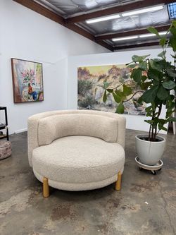 Oversized Crate and Barrel Family Chair