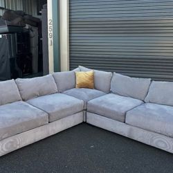 Sectional Couch 