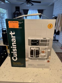 NEW Cuisinart 4-in-1 Coffee Center