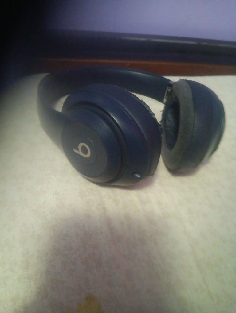 Studio 3 Beats