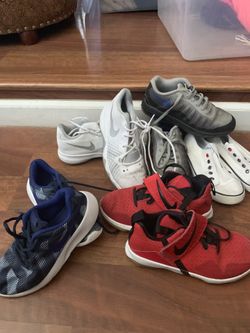 Boys size 2 hardly worn