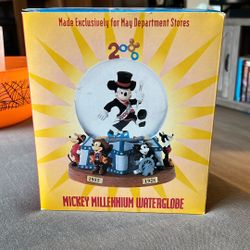 Mickey Mouse Water Globe