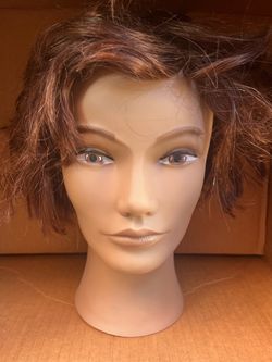 Mannequin head