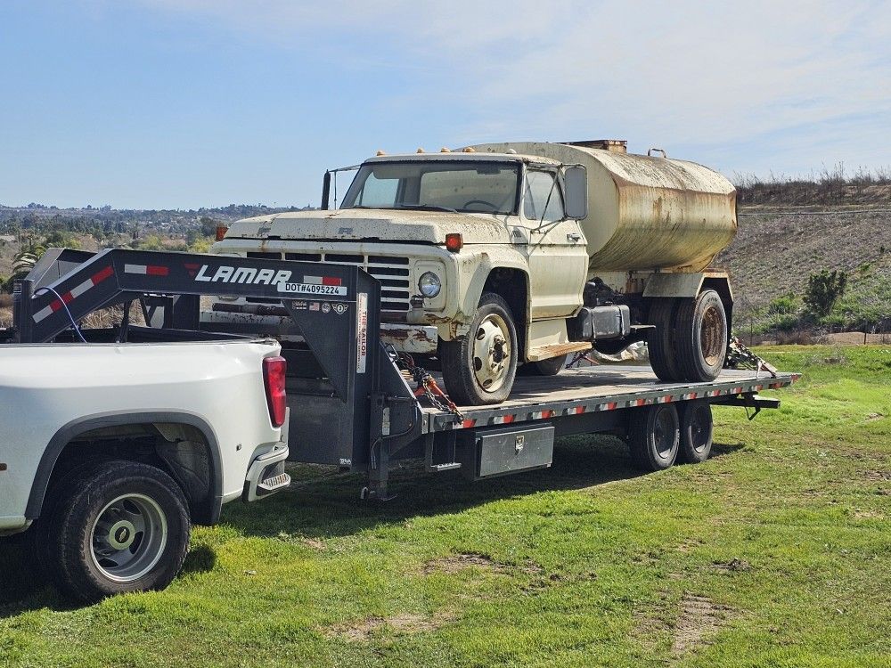 RV, VEHICLE & EQUIPMENT TOWING & TRANSPORT