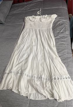 Sleeveless dress
