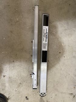 Werner ladder leveling legs