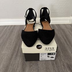 Ana Black Flat Size 7