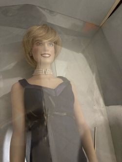 , Prince Diana‘s doll