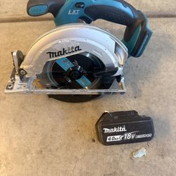 Makita Saw& Battery 