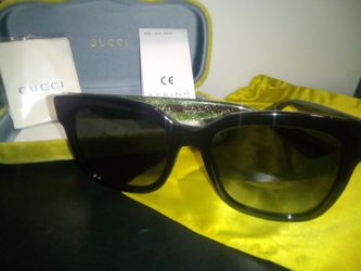 Gucci Sunglasses 
