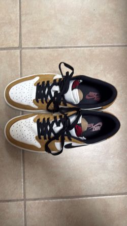 Selling 3 Jordan 1 Low OG's Size 11