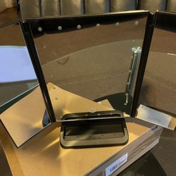 Makeup Mirror With Light