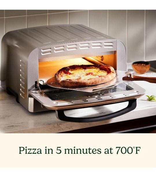 Like new Cuisinart indoor pizza oven