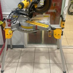 Dewalt Miter Saw  w/stand