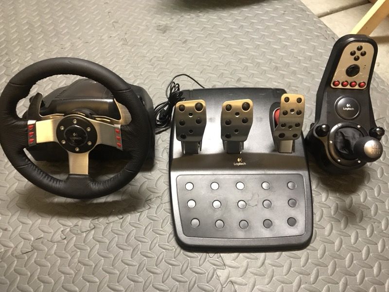 Logitech G27 Force Feedback Racing Wheel for Sale in Houston, TX - OfferUp