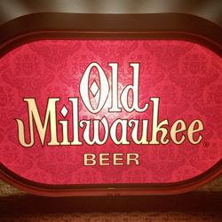 Vintage Old Milwaukee Beer - Light Up Sign - 1977