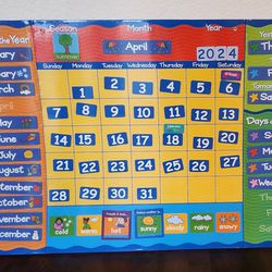 Lakeshore Learning Magnetic Calendar Activity Center (24" x 38 1/2)