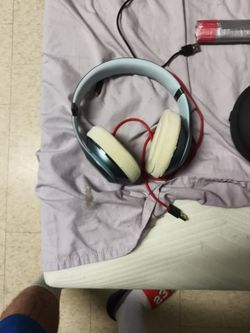 Beats headphones studios