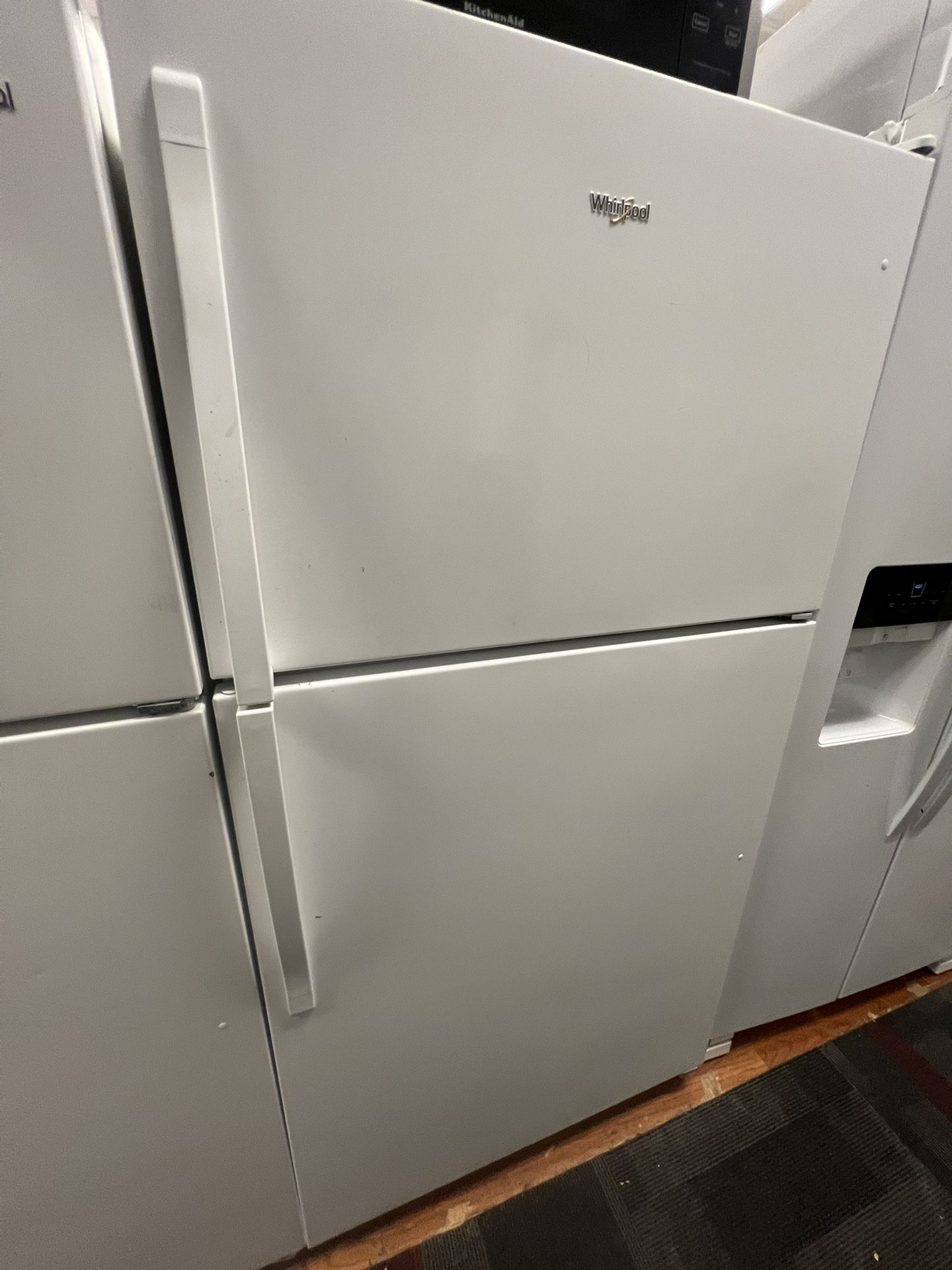 Whirlpool Top Freezer Fridge White 21cf