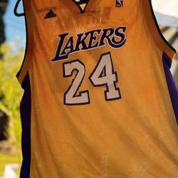 Vintage Kobe #24 Lakers Jersey. Yellow And Purple Mesh, Adidas Size Large Youth