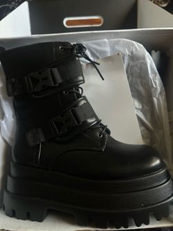 black boots brand new