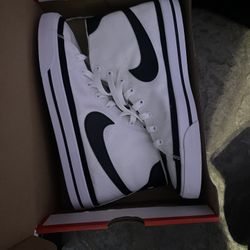 Nike Court Legacy 8.5