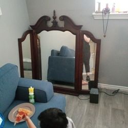 Mirror Headboard 
